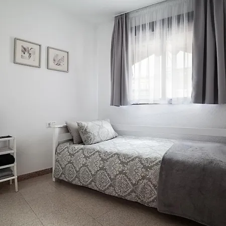 Hola Mar تورّيفيِخا